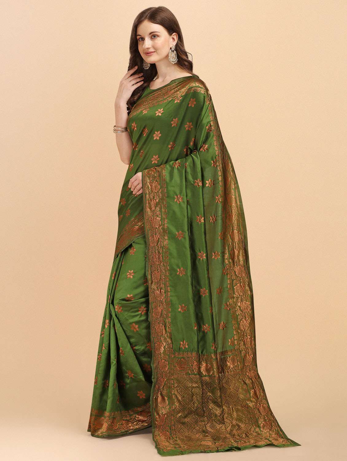 women self design bordered saree - 19109957 -  Standard Image - 1