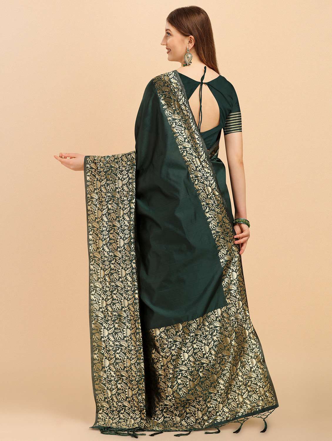 women's foil print bottle green colored saree - 19110088 -  Standard Image - 1