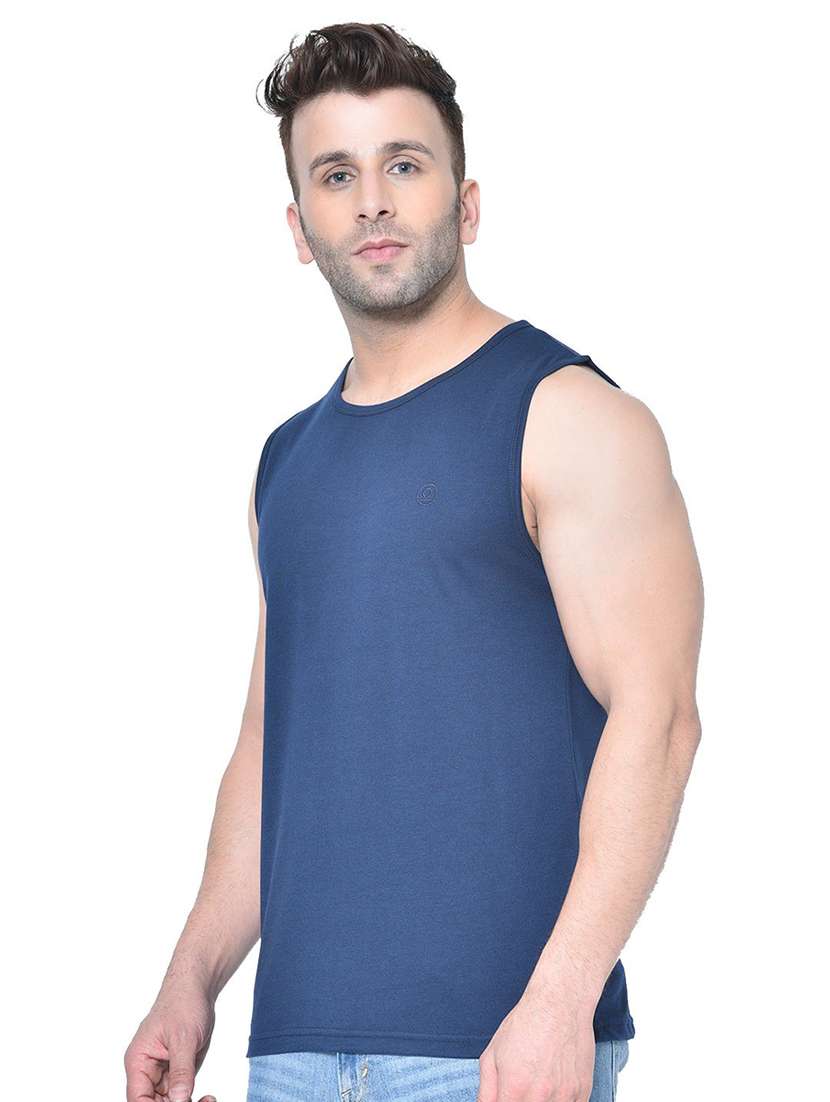  men solids round neck t-shirts - 19111866 -  Standard Image - 1