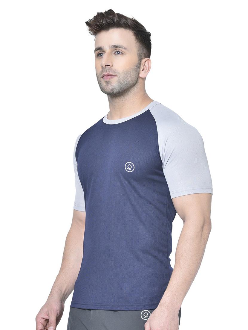 round neck color blocked t-shirt - 19112686 - Standard Image - 1