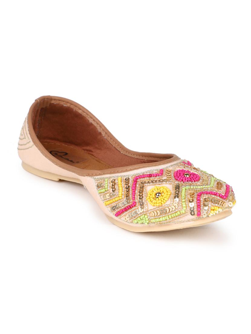 embellished jutis & mojaris - 19117276 -  Standard Image - 1