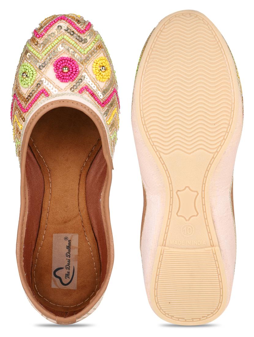 embellished jutis & mojaris - 19117276 - Standard Image - 6