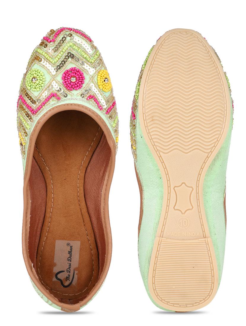 embellished jutis & mojaris - 19117279 - Standard Image - 6
