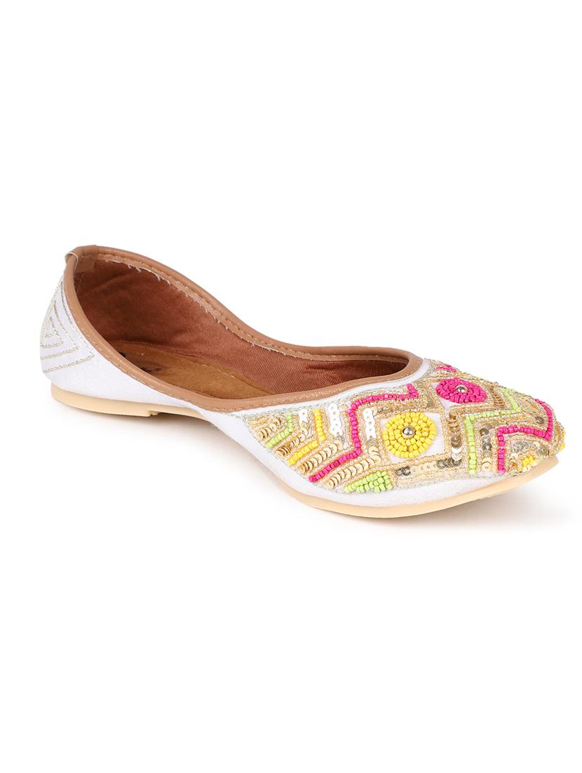 embellished jutis & mojaris - 19117280 -  Standard Image - 1