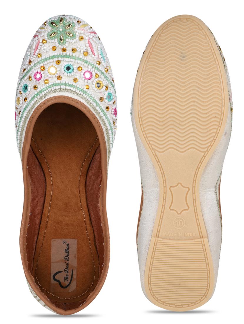embellished jutis & mojaris - 19117287 - Standard Image - 6