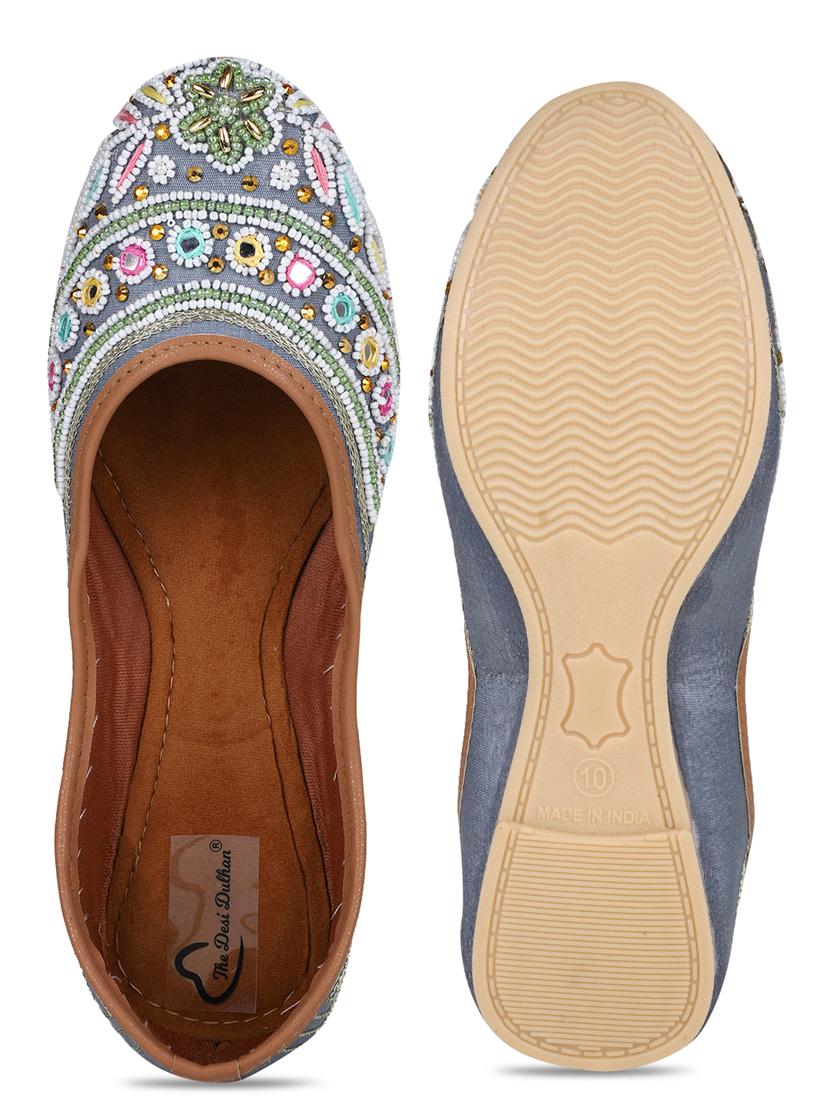 embellished jutis & mojaris - 19117290 - Standard Image - 6
