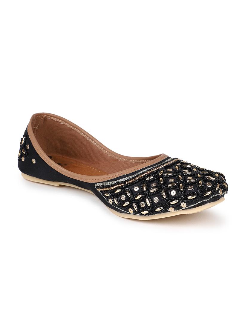 embellished jutis & mojaris - 19117294 - Standard Image - 1