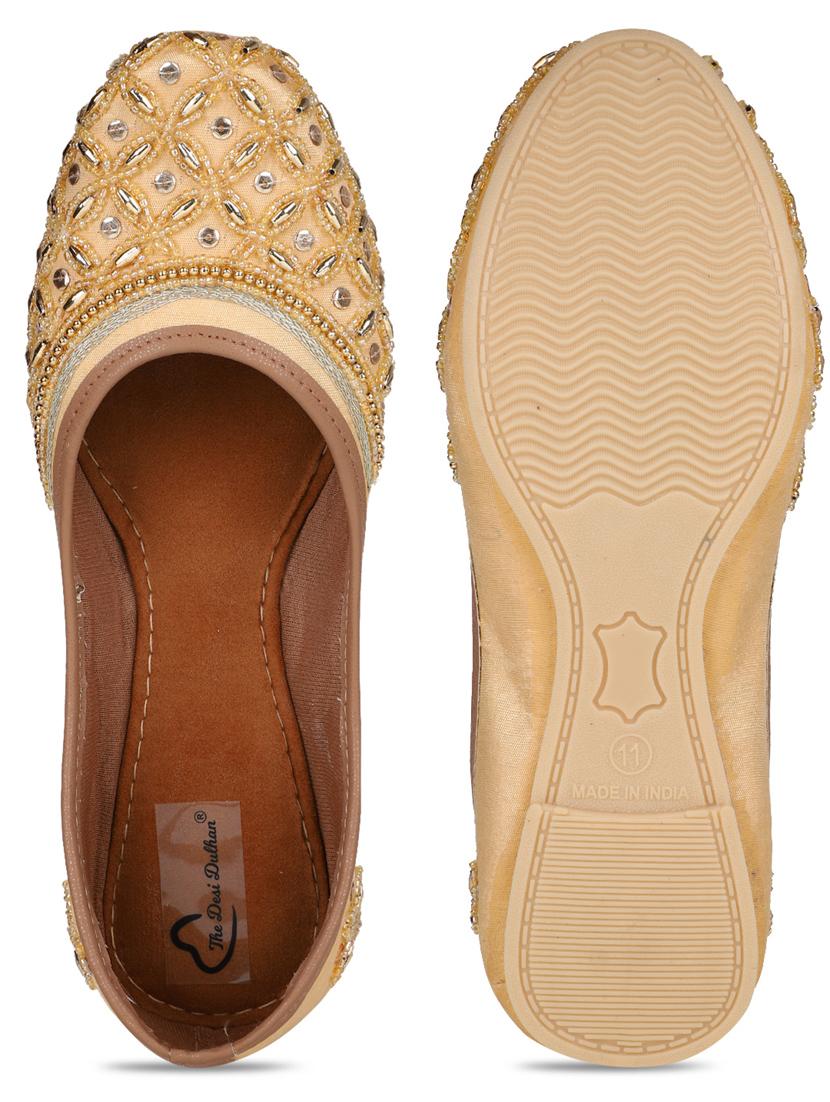 embellished jutis & mojaris - 19117295 - Standard Image - 6