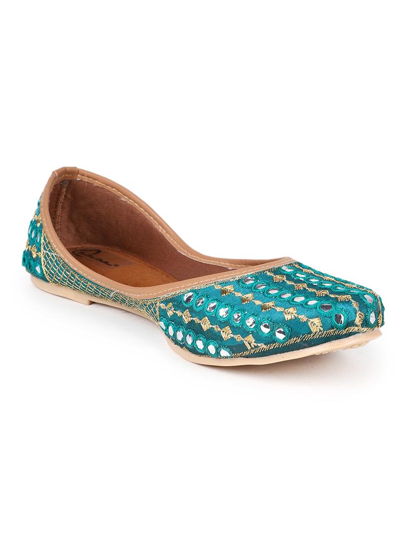 women embroided slip on mojari - 19117355 - Standard Image - 1