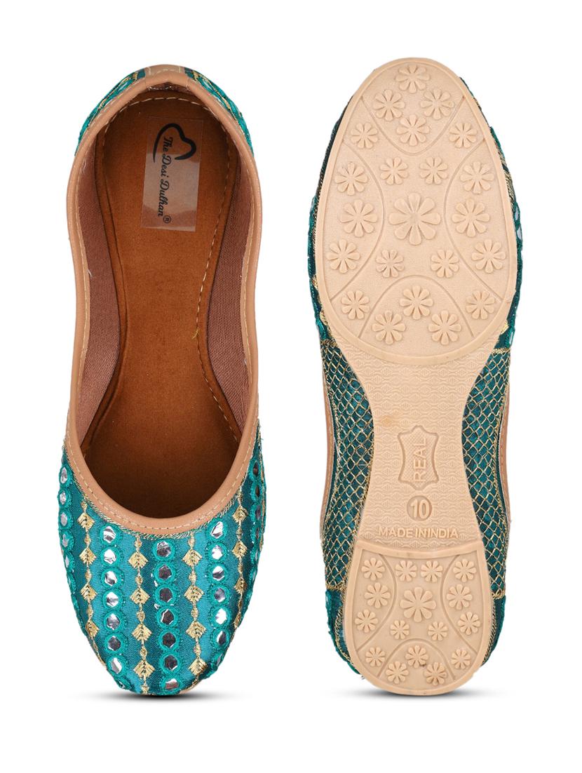 women embroided slip on mojari - 19117355 - Standard Image - 6