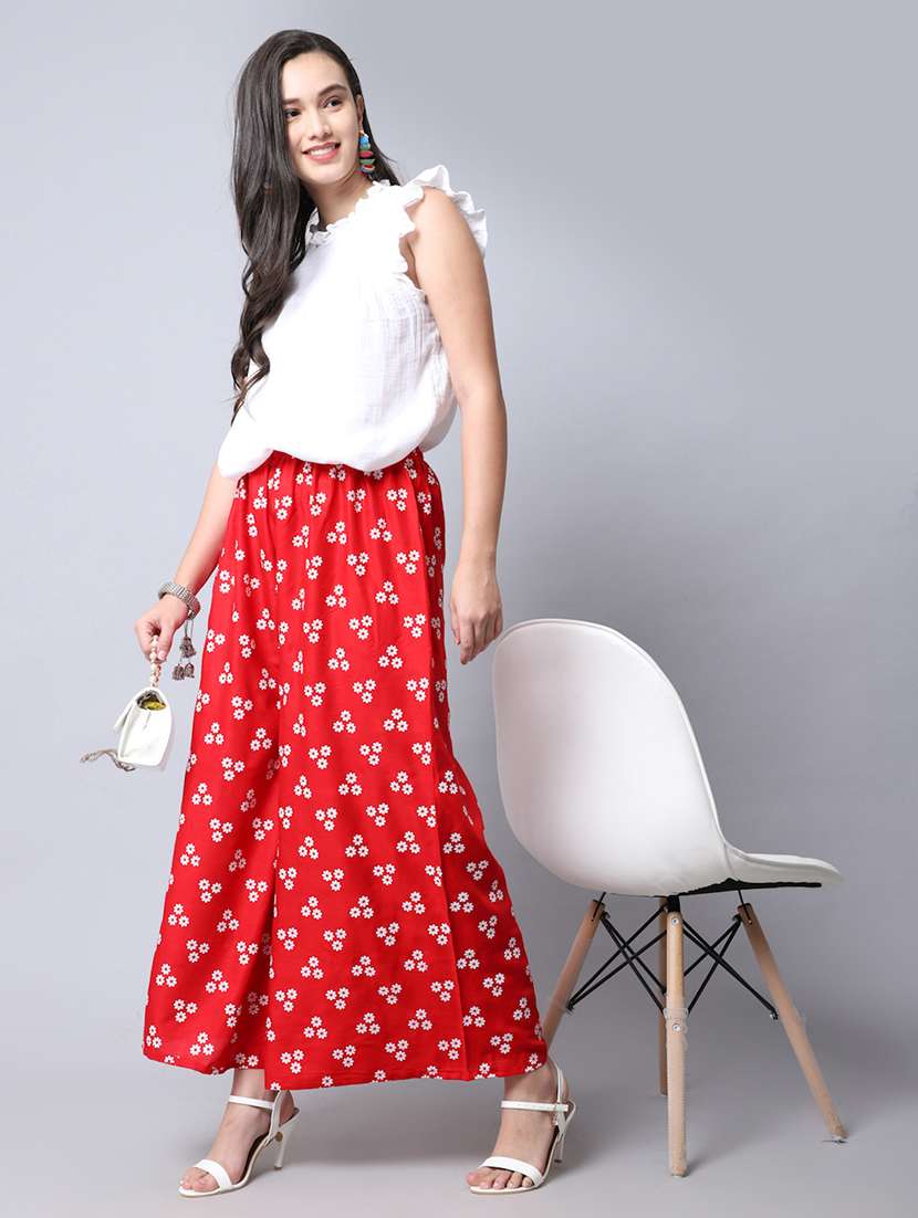 red floral print flared palazzo - 19125901 - Standard Image - 4