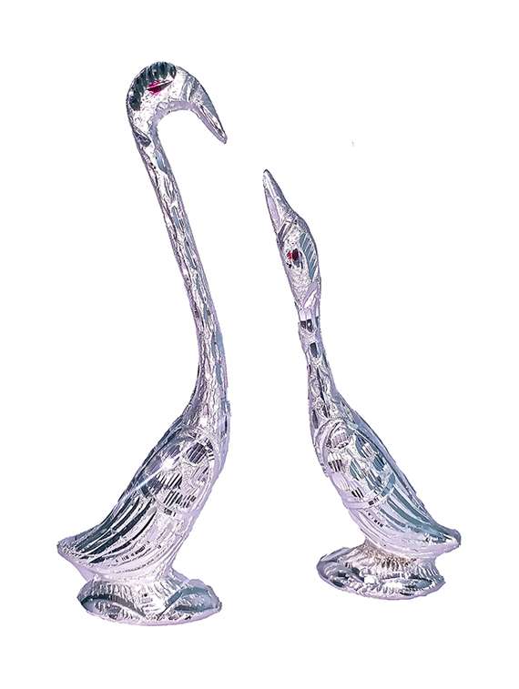 handicraft & artifact showpiece - 19132496 -  Standard Image - 1