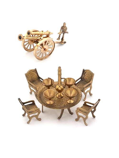 handicraft & artifact showpiece - 19132536 - Standard Image - 0