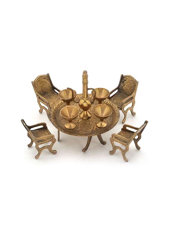handicraft & artifact showpiece - 19132556 -  Standard Image - 1