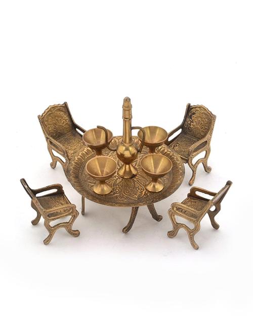 handicraft & artifact showpiece - 19132584 - Standard Image - 0