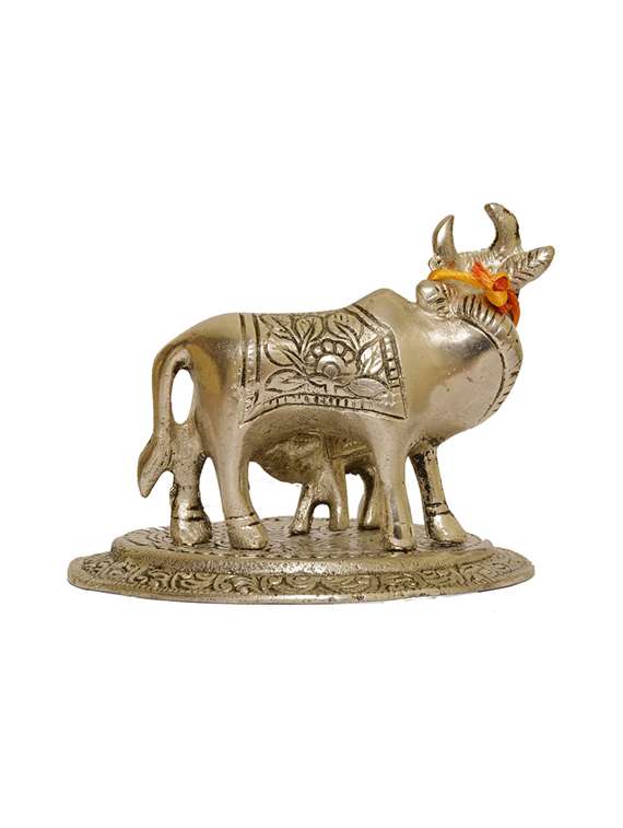 religious idol & figurine - 19132624 - Standard Image - 1