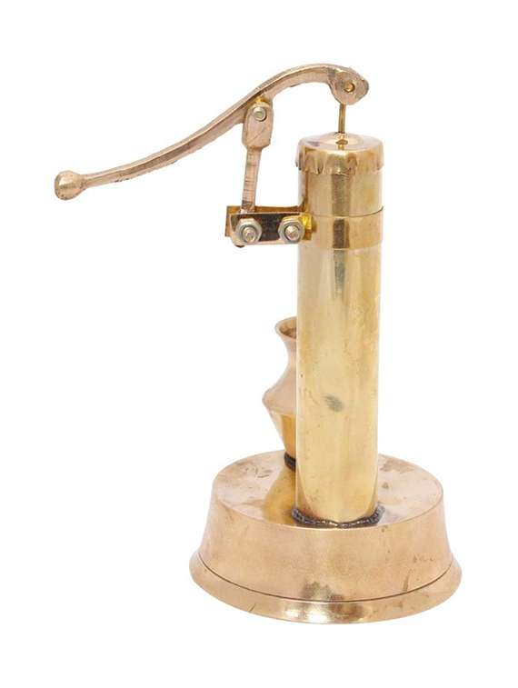 handicraft & artifact showpiece - 19132726 -  Standard Image - 1