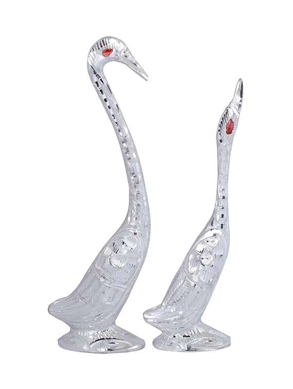 handicraft & artifact showpiece - 19132751 -  Standard Image - 1