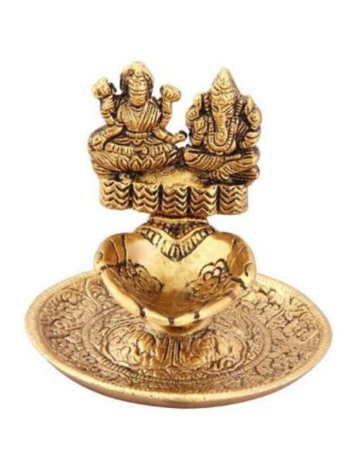 religious idol & figurine - 19132763 - Standard Image - 0