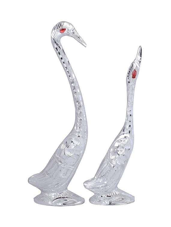 handicraft & artifact showpiece - 19132842 -  Standard Image - 1
