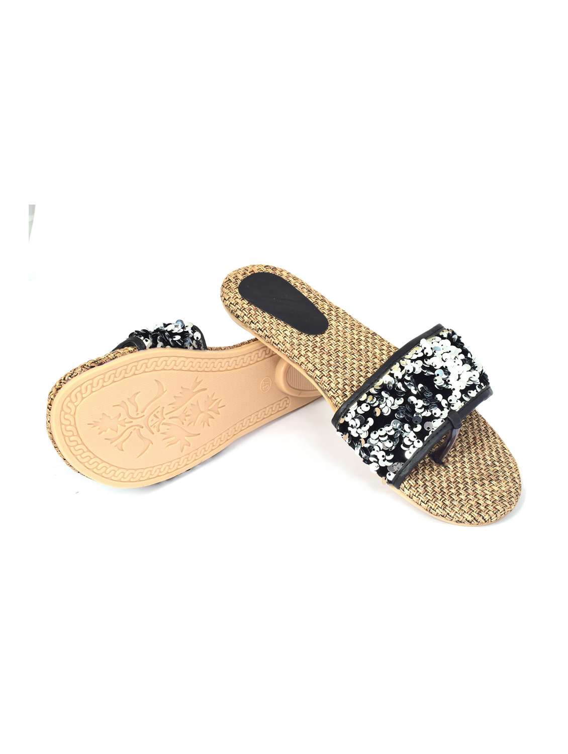 black flat sandal - 19138576 -  Standard Image - 4