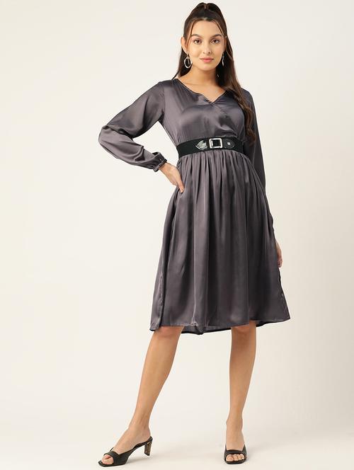 women's graphic dress - 19145040 - Standard Image - 0