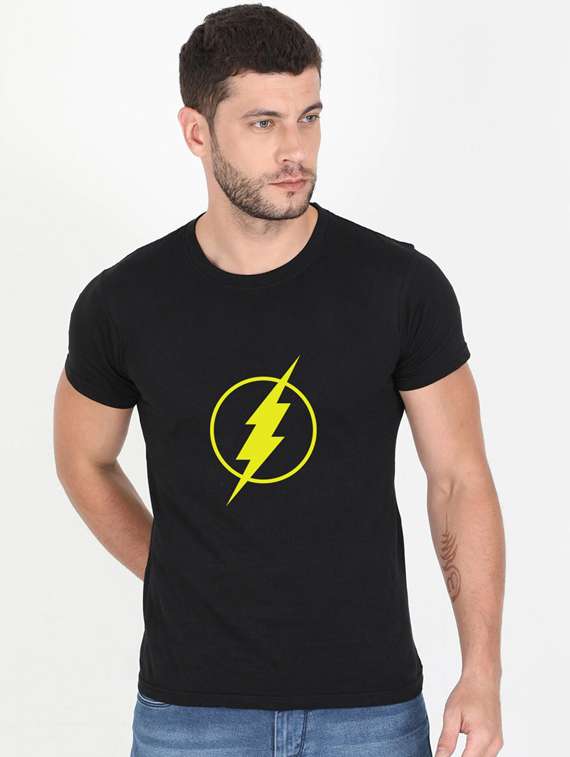 men round neck chest printed t-shirt