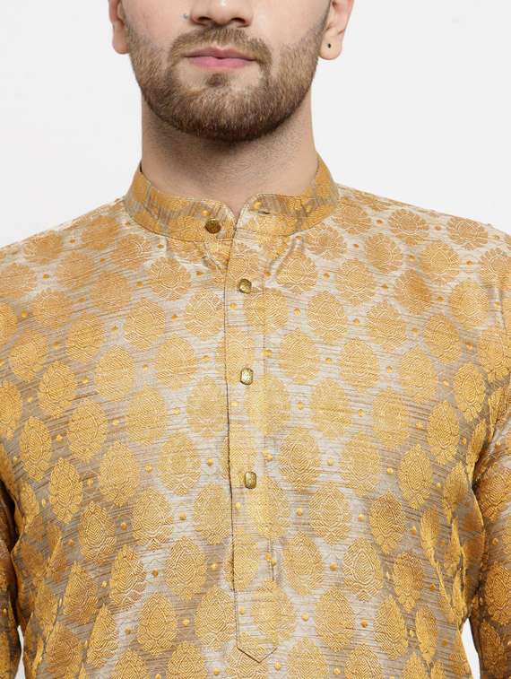 silver coloured jacquard long kurta - 19147632 - Standard Image - 4
