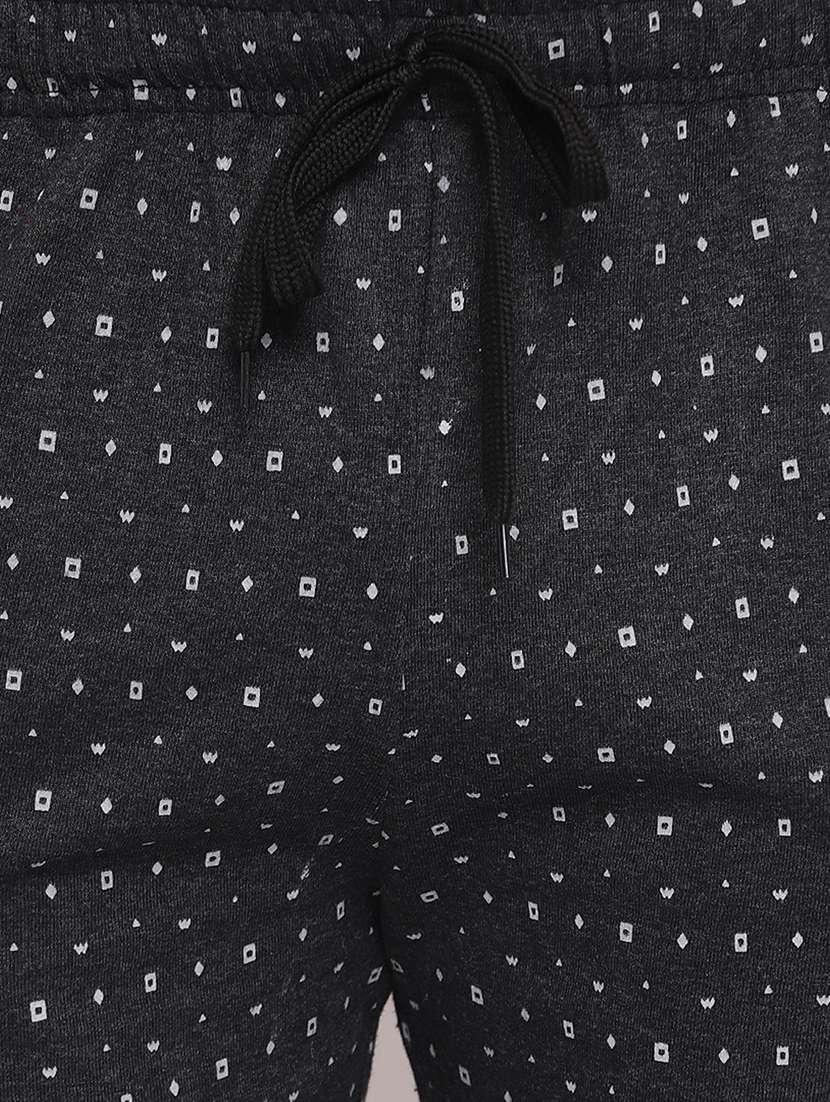 mid rise printed shorts - 19149279 -  Standard Image - 4