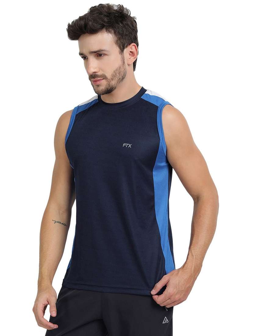 round neck color block t-shirt - 19155910 -  Standard Image - 1