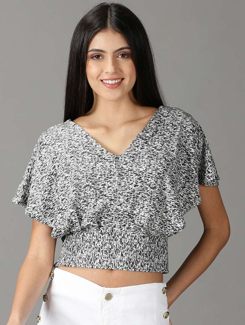 women's crop v neck top