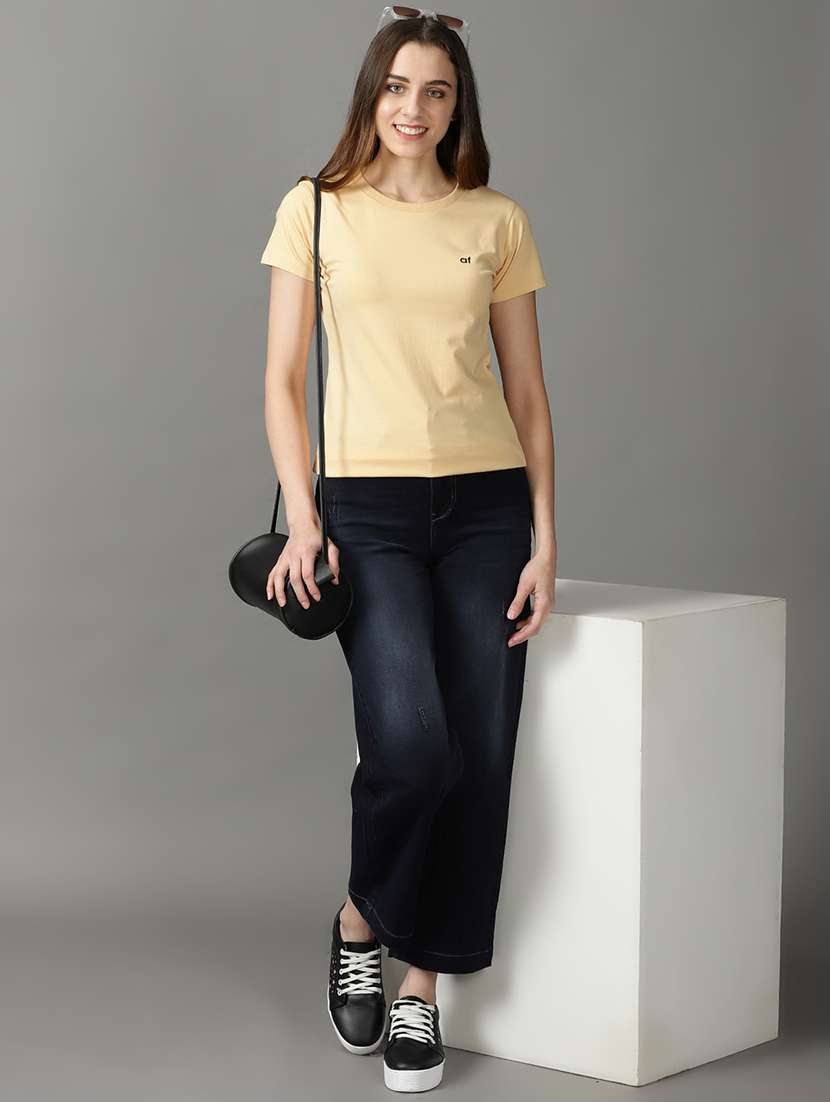 women's plain round neck t-shirt - 19159894 -  Standard Image - 4