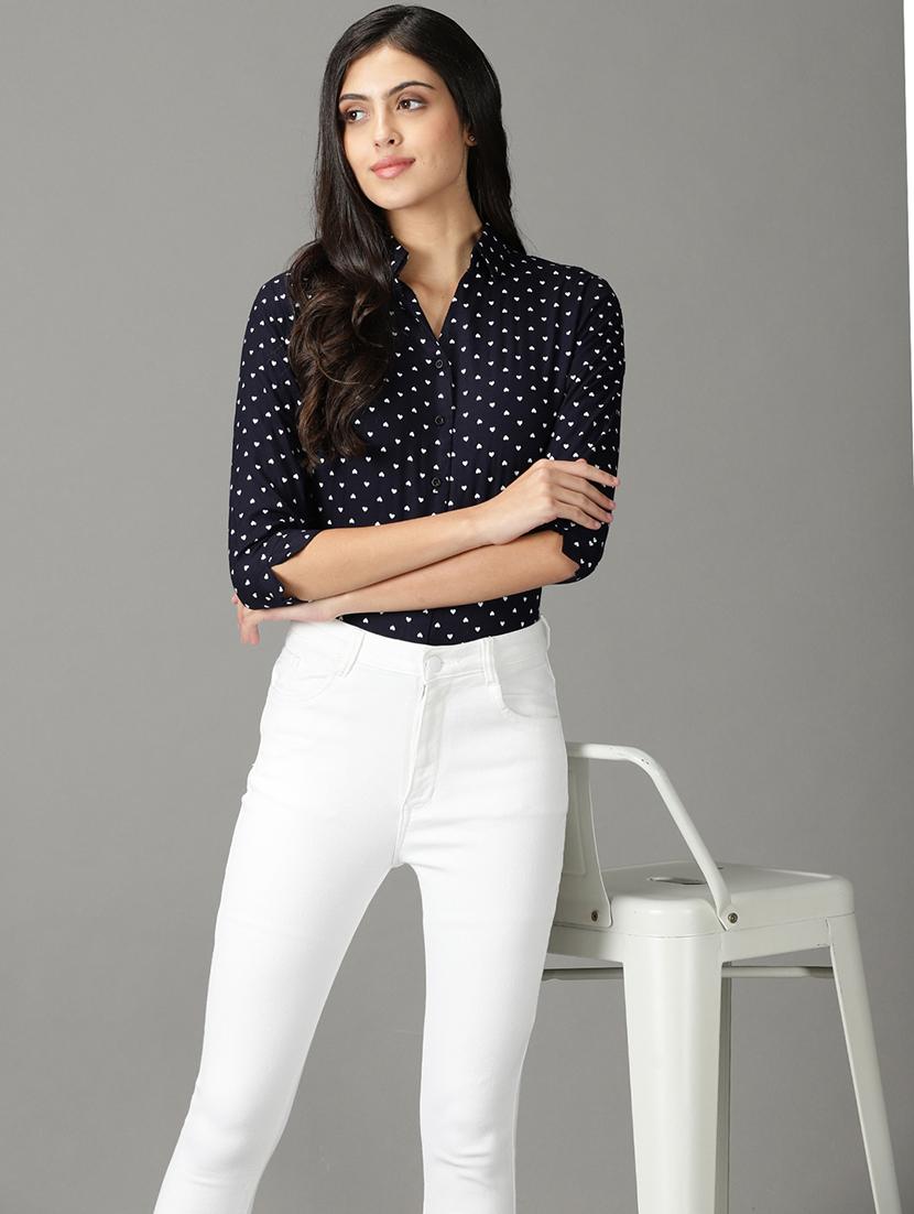 curved hem printed shirt - 19159912 - Standard Image - 4