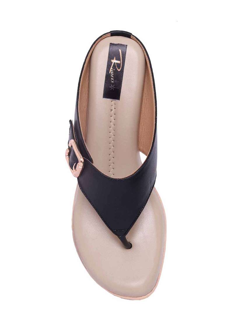 women black one toe sandal - 19160742 -  Standard Image - 4