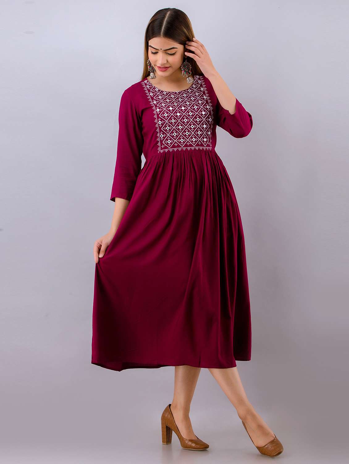 embroidered flared ethnic dress - 19166774 - Standard Image - 1