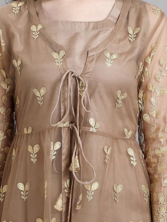 embroidered kurta pant set with shrug - 19169535 - Standard Image - 4