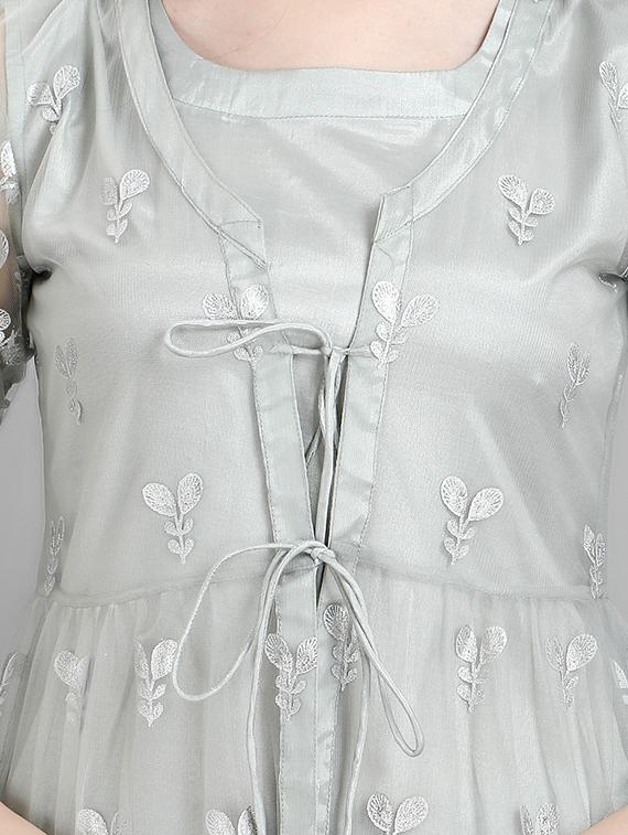 embroidered kurta palazzo set with shrug - 19169536 - Standard Image - 4