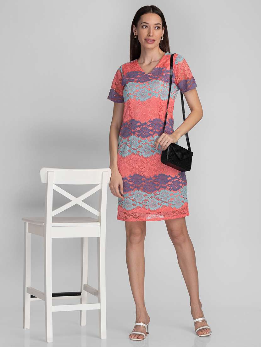 women's  floral dress - 19172889 -  Standard Image - 4