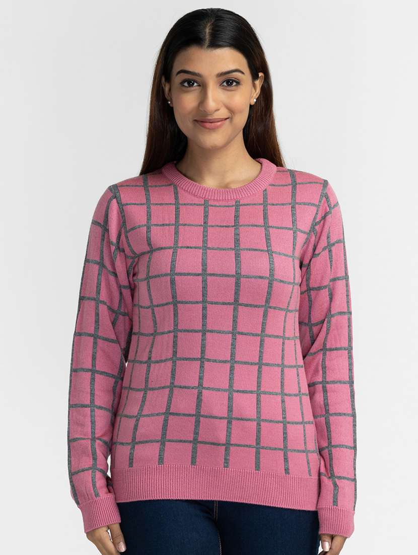 round neck checkered pullover