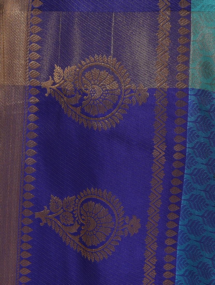 self design woven saree with blouse - 19176436 - Standard Image - 4