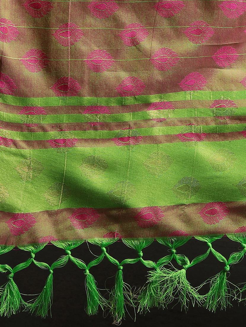 self design woven saree with blouse - 19176558 - Standard Image - 4