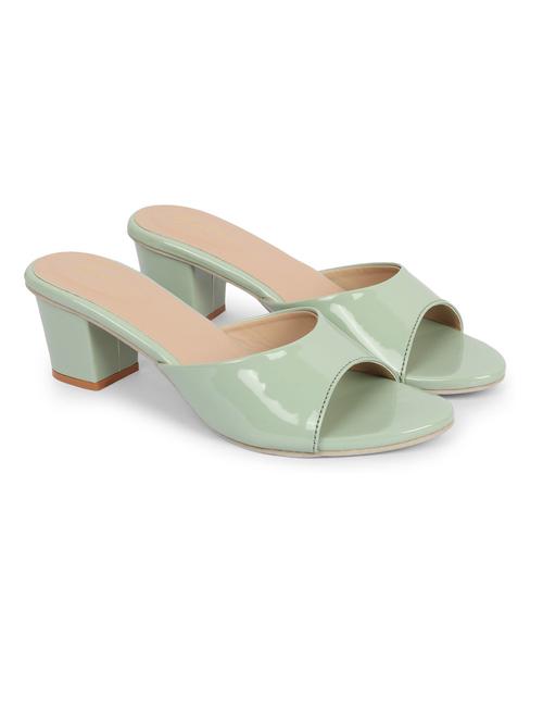 women solid slip on sandal - 19177790 -  Standard Image - 0