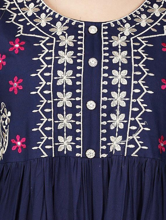 blue embroidered flared kurta - 19180809 - Standard Image - 4