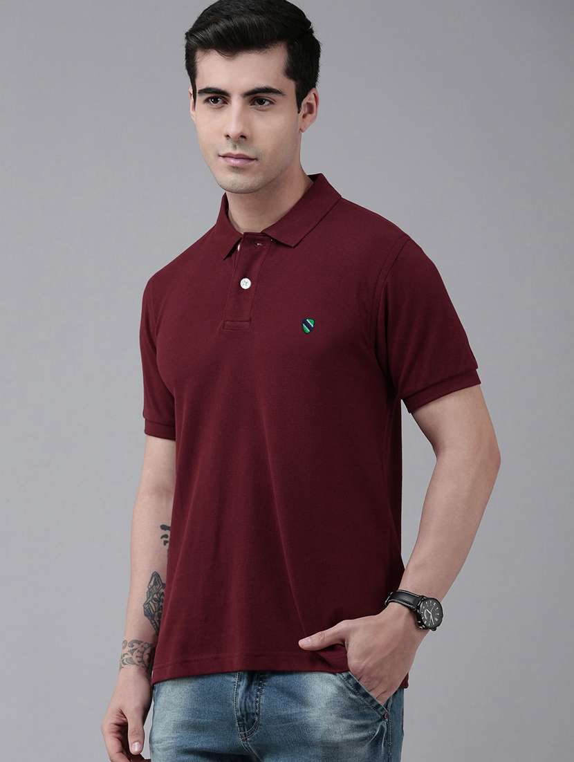 maroon solid polo t-shirt