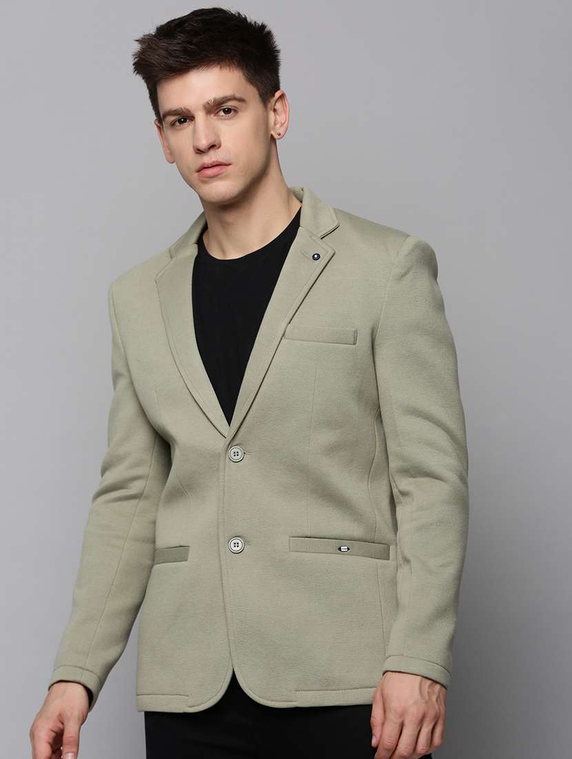 green single breasted casual blazer