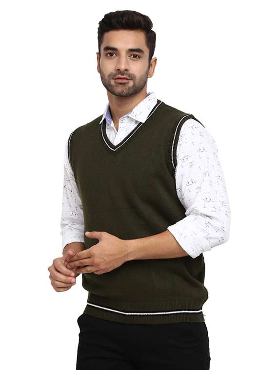 v-neck self design pullover