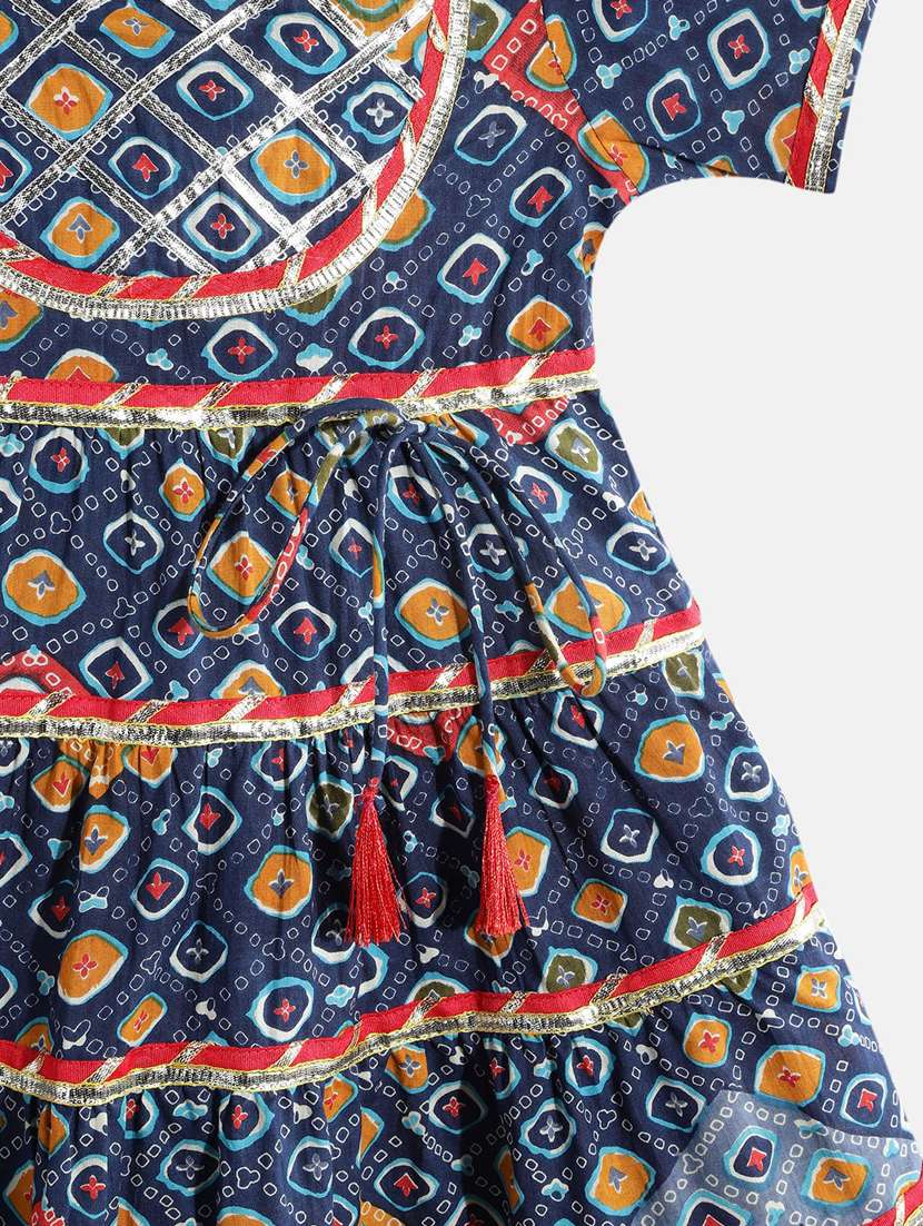 printed cotton party gown - 19197786 -  Standard Image - 4