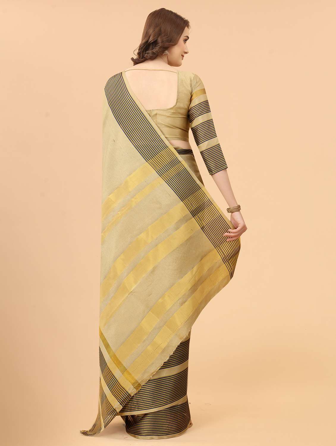 self design woven saree with blouse - 19198506 -  Standard Image - 1
