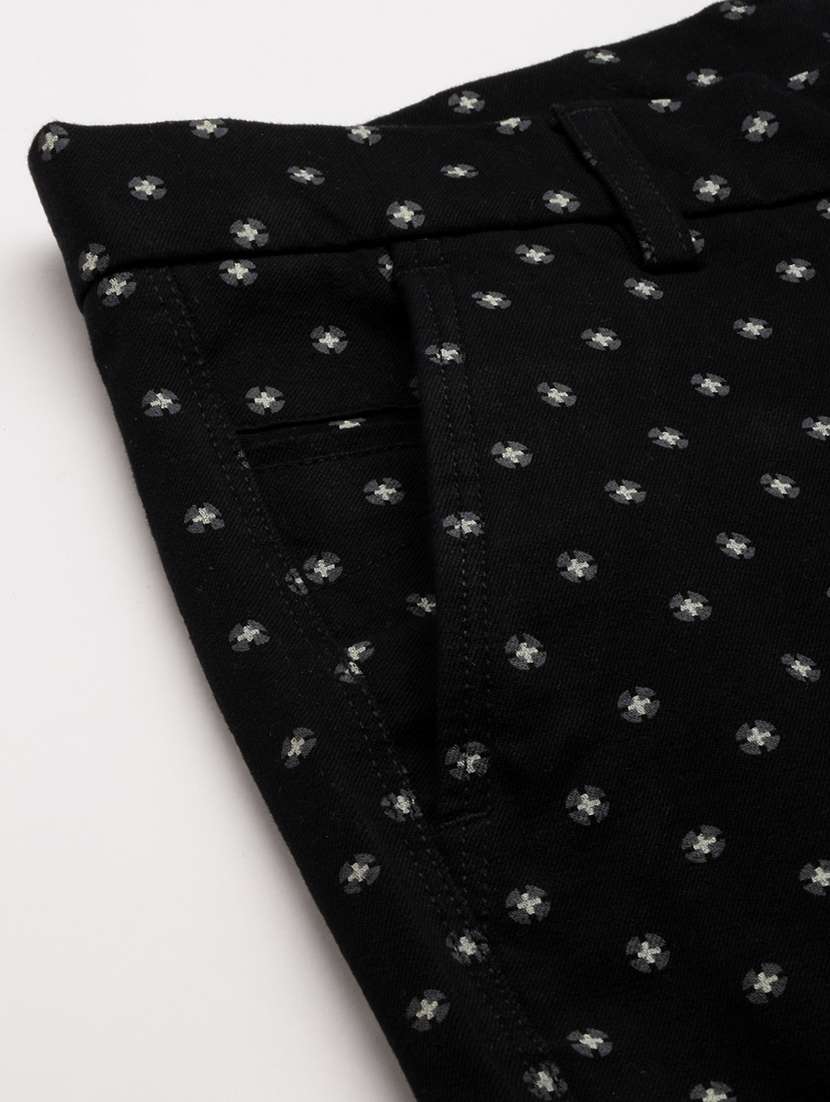 men printed mid rise chinos bermuda shorts - 19207569 -  Standard Image - 4