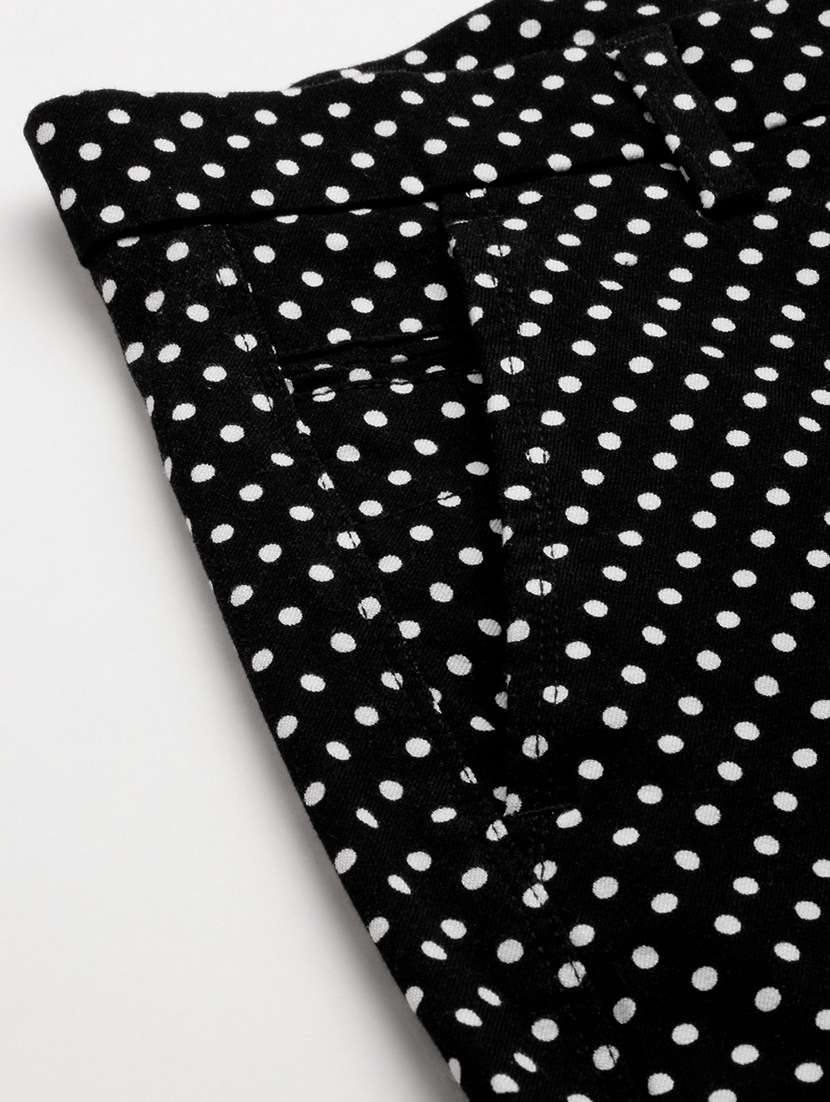 men printed mid rise chinos bermuda shorts - 19207576 -  Standard Image - 4